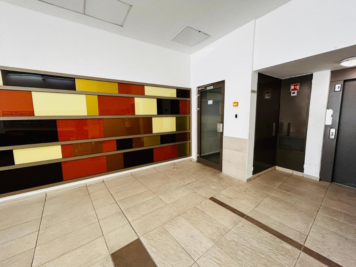 Corvin Boutique Apartment Parking In The Plaza Budapest Exteriör bild